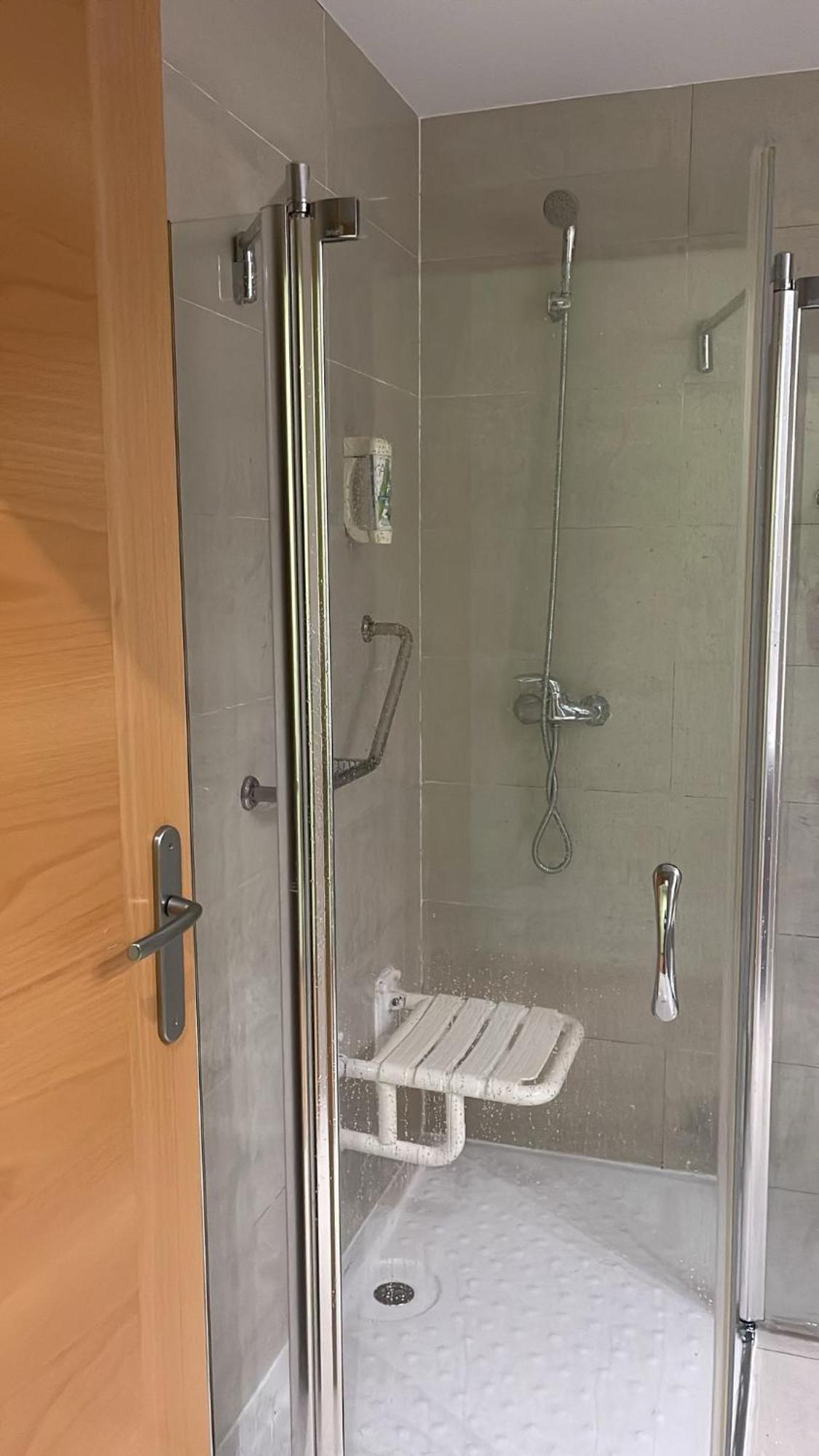 Hotel 4C Puerta Europa Madrid Extérieur photo
